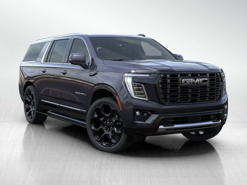New 2026 GMC Yukon XL Denali Ultimate w/ LPO, Floor Liner Package AWD/4WD image 8