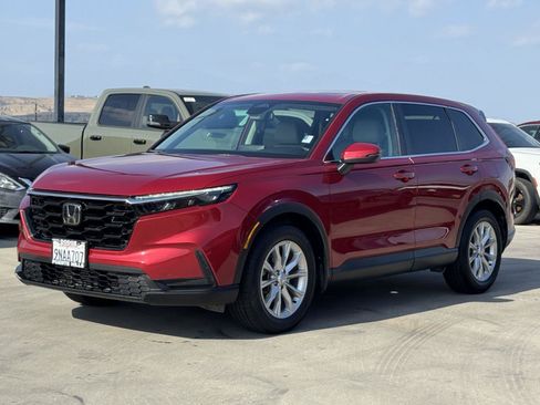 Used 2025 Honda CR-V EX image 3