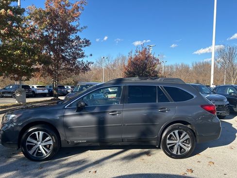 Used 2019 Subaru Outback 2.5i Limited image 4