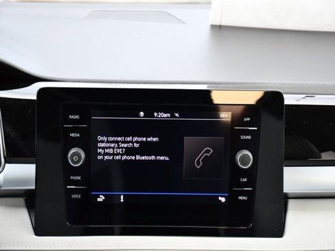 New 2026 Volkswagen Taos SE image 26