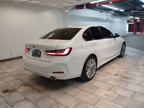 Used 2023 BMW 330i xDrive Sedan w/ Driving Assistance Package AWD/4WD image 3
