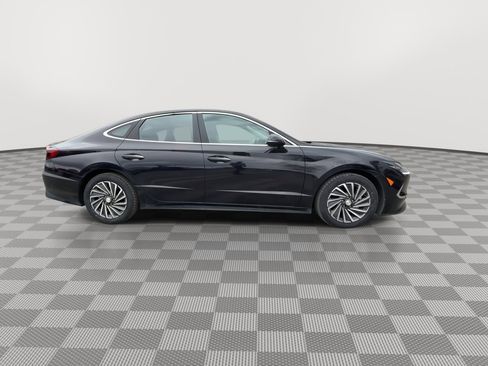Certified 2023 Hyundai Sonata SEL w/ Cargo Package FWD image 9