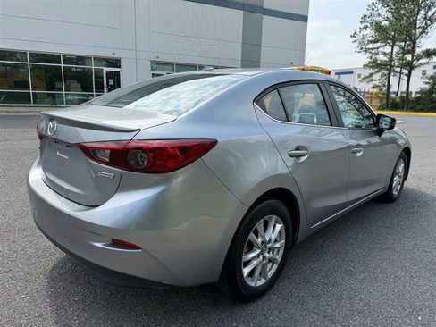 Used 2014 MAZDA MAZDA3 i Touring w/ Technology Package FWD image 18