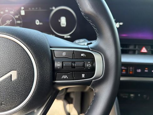 Used 2023 Kia Sportage SX image 30