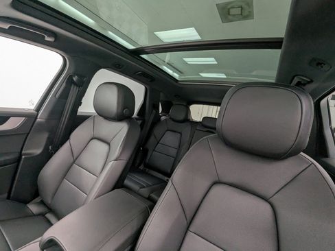 New 2026 Porsche Cayenne AWD/4WD image 16