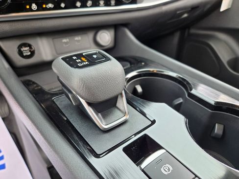 New 2026 Nissan Rogue SV image 8