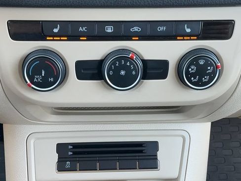 Used 2016 Volkswagen Tiguan S AWD/4WD image 21