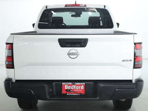 Used 2024 Nissan Frontier S w/ S Utility Package image 41
