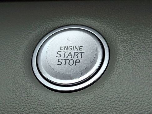 Certified 2026 Hyundai Elantra Sport FWD image 26