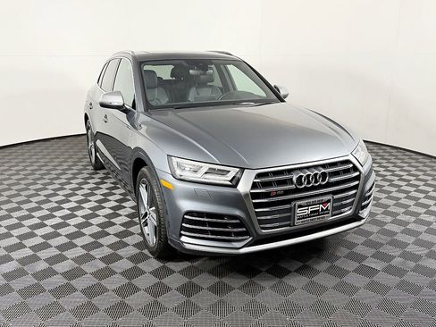 Used 2018 Audi SQ5 Premium Plus w/ S Sport Package image 4