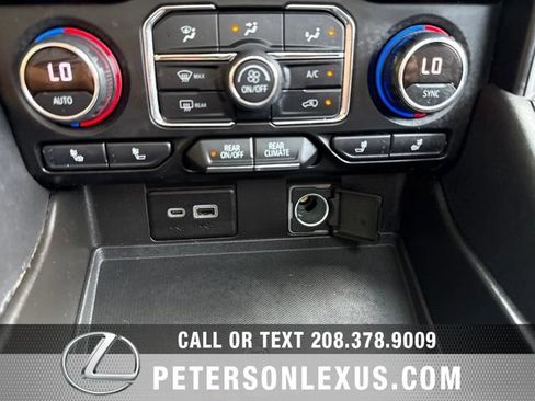 Used 2021 Chevrolet Tahoe LT w/ LT Signature Package AWD/4WD image 15