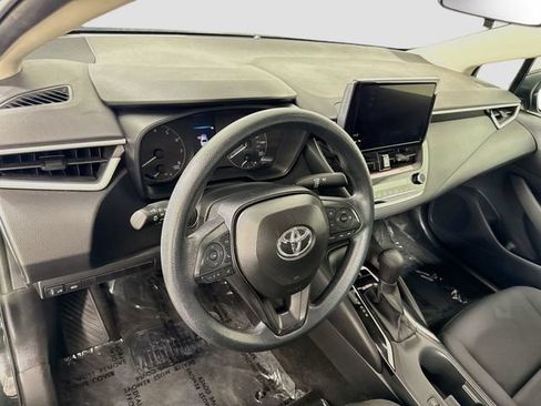 Certified 2025 Toyota Corolla LE FWD image 10