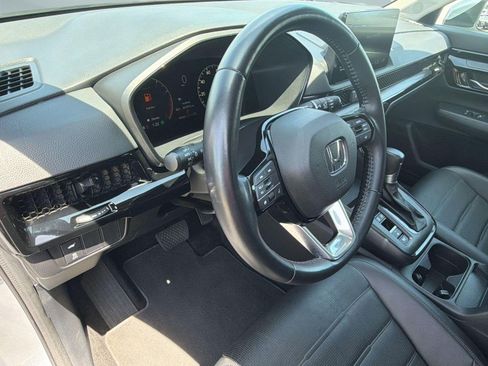 Used 2025 Honda CR-V EX-L image 4