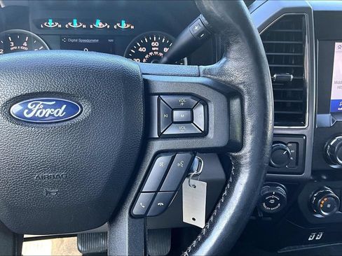 Used 2019 Ford F150 XLT w/ Equipment Group 302A Luxury AWD/4WD image 12