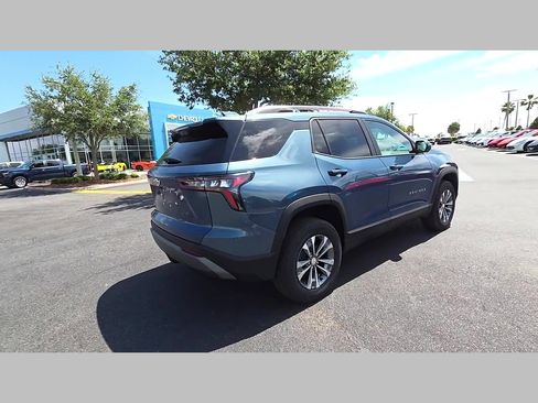 New 2026 Chevrolet Equinox LT w/ Convenience Package II FWD image 20