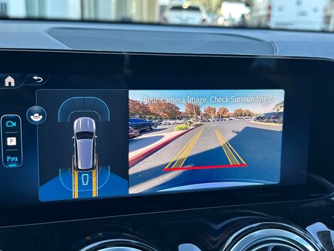 New 2026 Mercedes-Benz GLB 250 4MATIC image 19