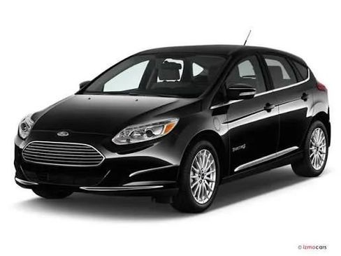 Used 2017 Ford Focus SEL FWD image 1