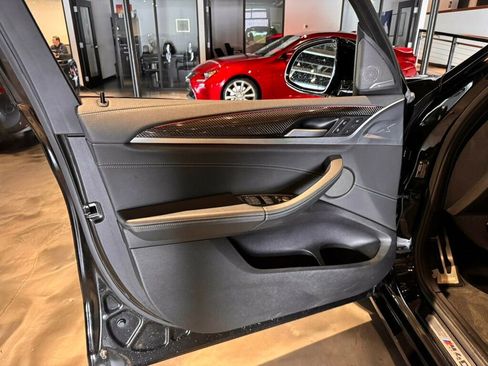 Used 2021 BMW X3 M40i w/ Executive Package image 9