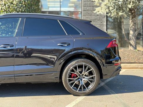 Used 2019 Audi Q8 Premium Plus w/ Premium Plus image 11