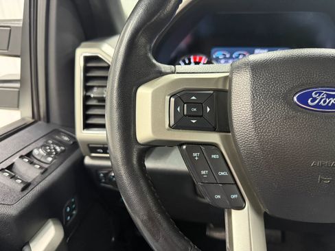 Used 2022 Ford F350 Lariat w/ Lariat Ultimate Package AWD/4WD image 28