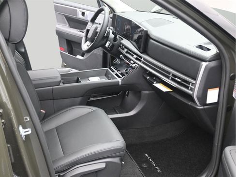 New 2026 Hyundai Santa Fe SEL FWD image 9