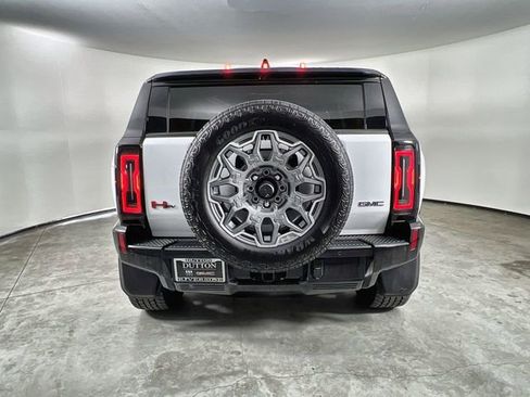 Used 2025 GMC Hummer EV 3X w/ LPO, Sport Package image 7