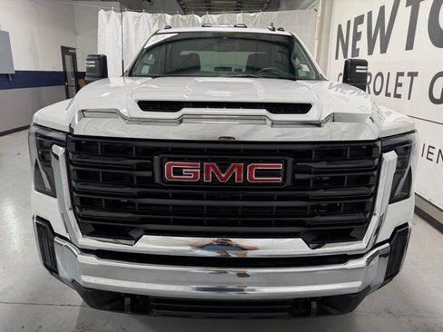 New 2025 GMC Sierra 2500 Pro w/ Convenience Package AWD/4WD image 34