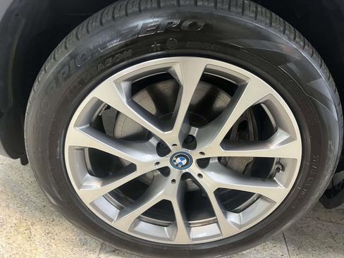 Used 2024 BMW X5 xDrive50e AWD/4WD image 10