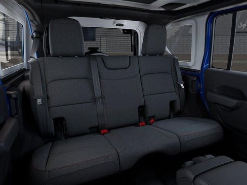 New 2026 Jeep Wrangler Unlimited Rubicon w/ Steel Bumper Group image 15