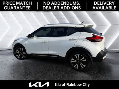 Used 2020 Nissan Kicks SR w/ SR Premium Package FWD image 7