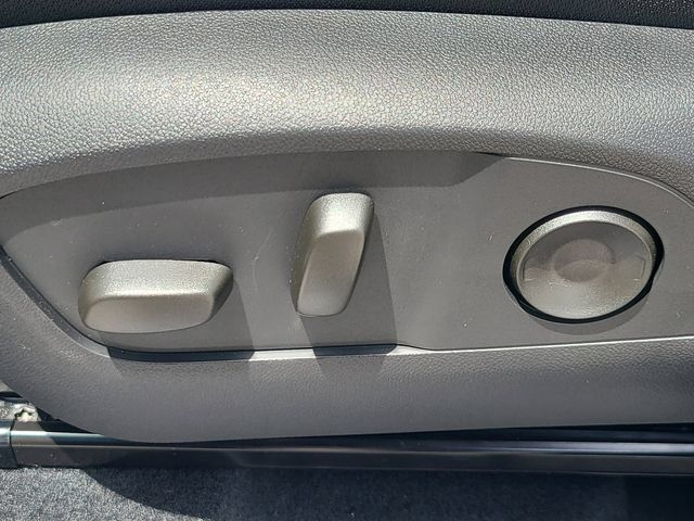 New 2026 Chevrolet Traverse LT FWD image 21