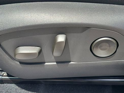 New 2026 Chevrolet Traverse LT FWD image 21