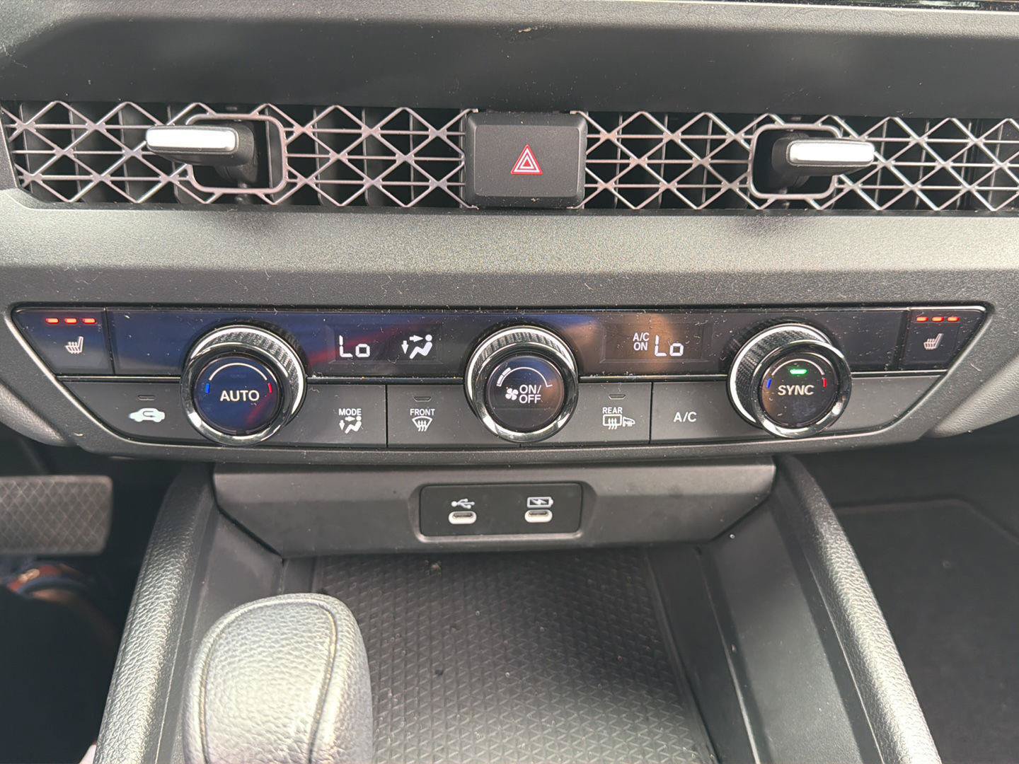 Used 2023 Honda Accord EX image 12