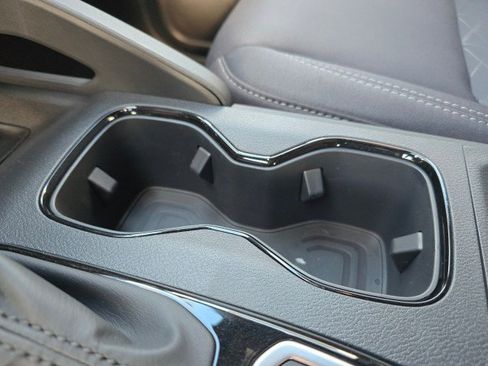 New 2026 Nissan Frontier SV w/ SV Convenience Package image 38