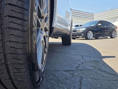 Used 2017 Porsche Cayenne AWD/4WD image 51