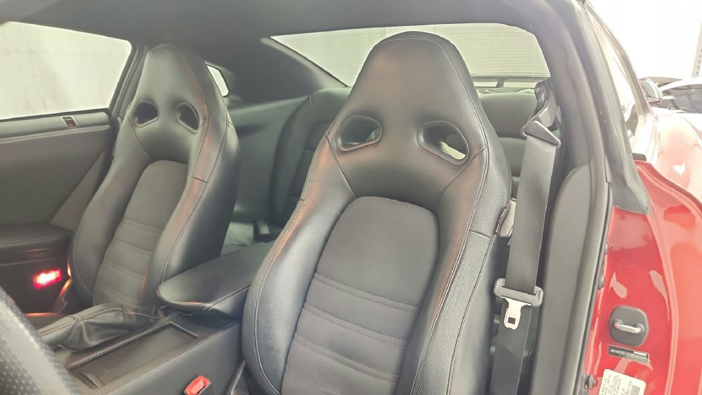 Used 2015 Nissan GT-R Premium AWD/4WD image 30