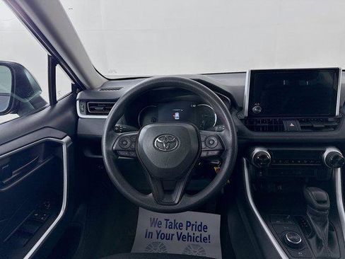 Certified 2025 Toyota RAV4 LE AWD/4WD image 20