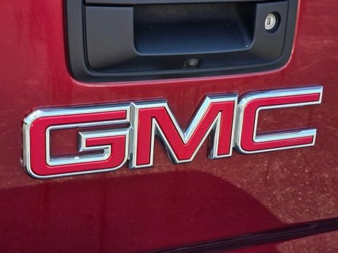 Used 2016 GMC Sierra 1500 SLE w/ SLE Value Package AWD/4WD image 16