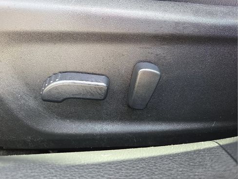 Used 2024 Nissan Altima 2.5 SV image 15