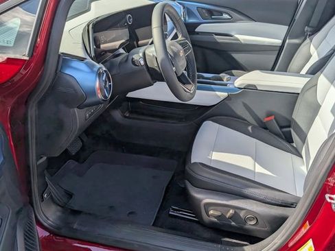 New 2026 Chevrolet Equinox EV LT AWD/4WD image 5