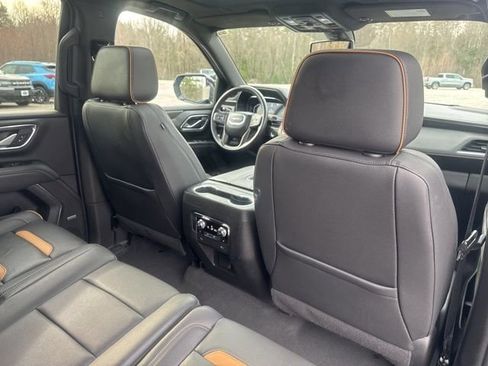 Used 2022 GMC Yukon AT4 image 37