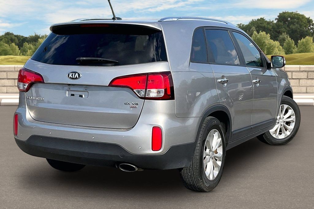 Used 2014 Kia Sorento EX w/ EX V6 Touring Package FWD image 8