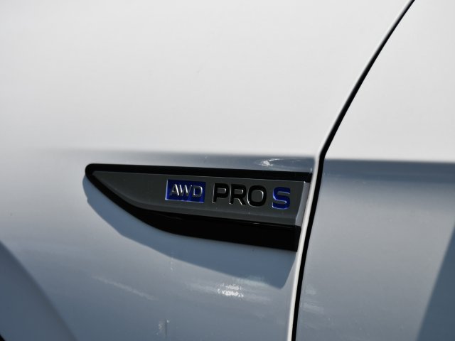 New 2026 Volkswagen ID.4 Pro S AWD/4WD image 11