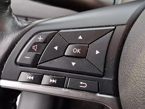 Used 2023 Nissan Sentra SV w/ Trunk Package image 21