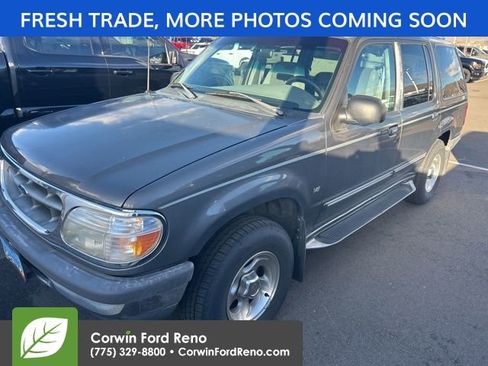 Used 1998 Ford Explorer XLT image 3