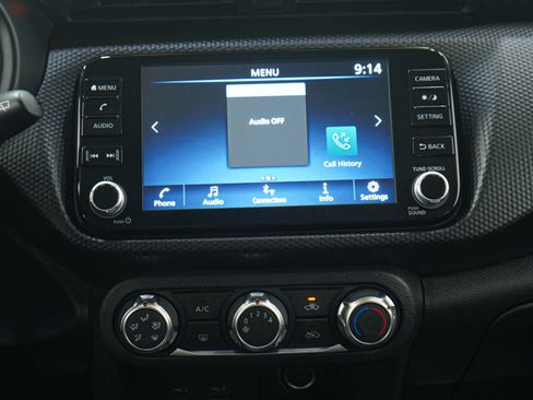 Used 2023 Nissan Kicks SV image 17