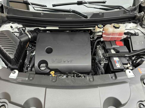 Used 2020 Chevrolet Traverse LS FWD image 60