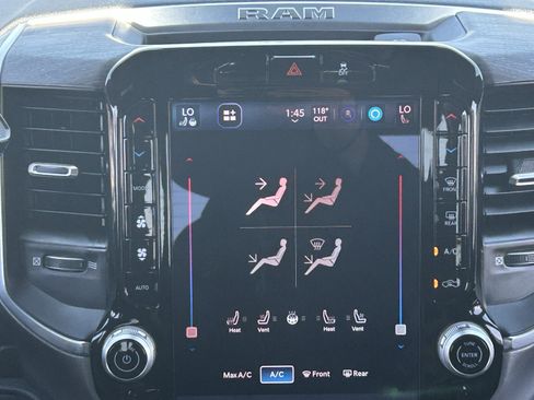 Used 2025 RAM 2500 Laramie AWD/4WD image 19