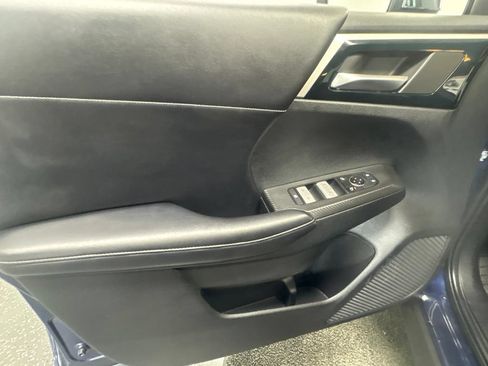 Used 2022 Mitsubishi Outlander SE AWD/4WD image 18