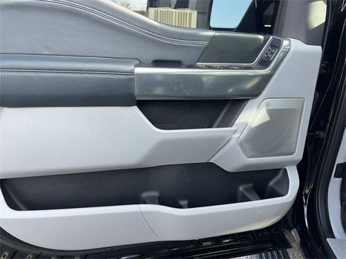 Used 2023 Ford F150 Limited image 27